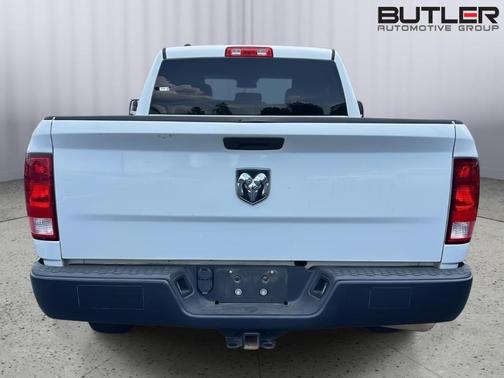 Bright White Clearcoat 2022 RAM 1500 Classic Tradesman