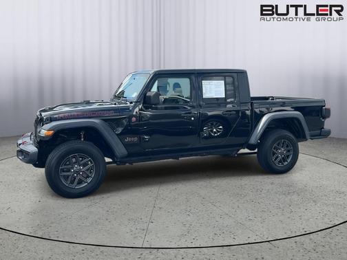 Black Clearcoat 2020 Jeep Gladiator Rubicon
