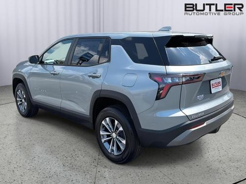 Sterling Gray Metallic 2026 Chevrolet Equinox LT