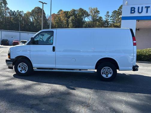 2024 GMC Savana 2500 Work Van