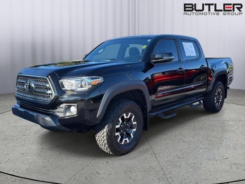 2017 Toyota Tacoma SR V6