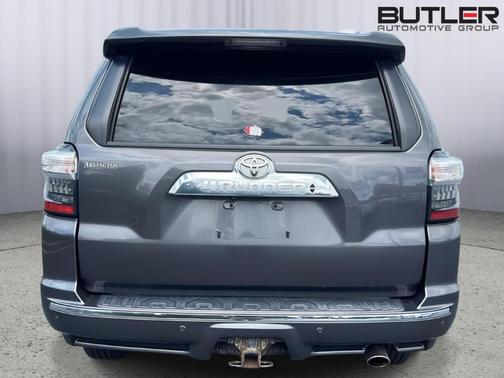 Magnetic Gray Metallic 2015 Toyota 4Runner Limited