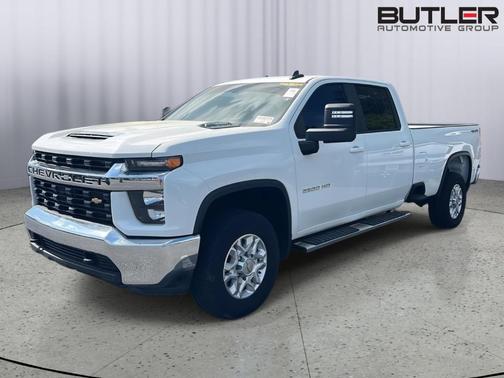 Summit White 2022 Chevrolet Silverado 2500 LT