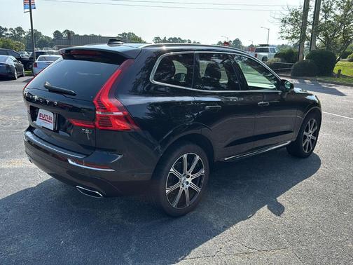 2021 Volvo XC60 T5 Inscription
