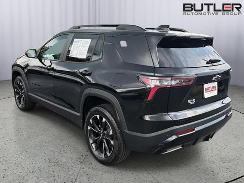 Mosaic Black Metallic 2026 Chevrolet Equinox RS