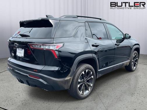 Mosaic Black Metallic 2026 Chevrolet Equinox RS