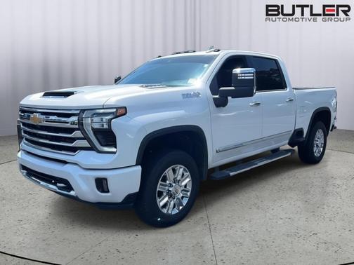 Iridescent Pearl Tricoat 2024 Chevrolet Silverado 2500 High Country