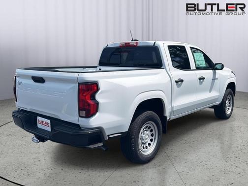 Summit White 2026 Chevrolet Colorado WT