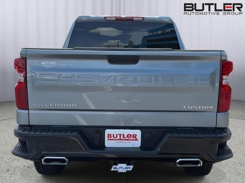 Sterling Gray Metallic 2026 Chevrolet Silverado 1500 Custom Trail Boss