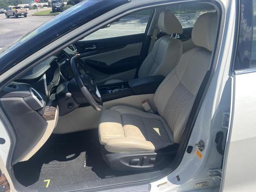 2017 Nissan Maxima 3.5 Platinum
