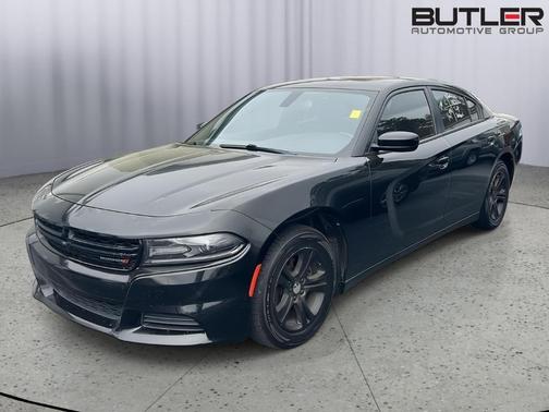 Pitch Black Clearcoat 2019 Dodge Charger SXT
