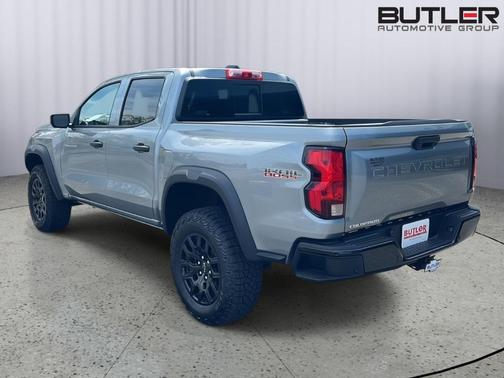 Sterling Gray Metallic 2026 Chevrolet Colorado Trail Boss