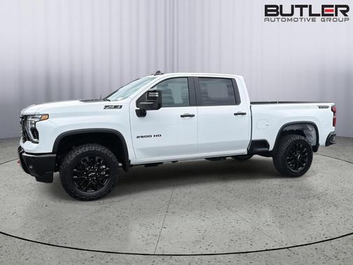 Summit White 2026 Chevrolet Silverado 2500 LT