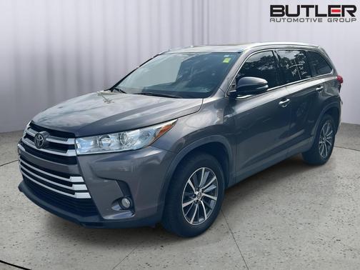 Predawn Gray Mica 2019 Toyota Highlander XLE