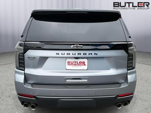 Sterling Gray Metallic 2026 Chevrolet Suburban Z71