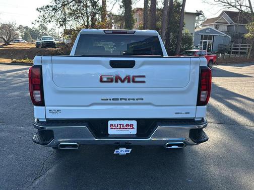 2023 GMC Sierra 1500 SLE