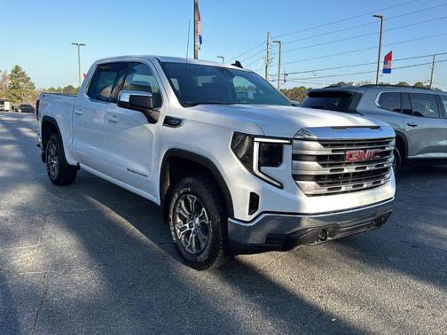 2023 GMC Sierra 1500 SLE