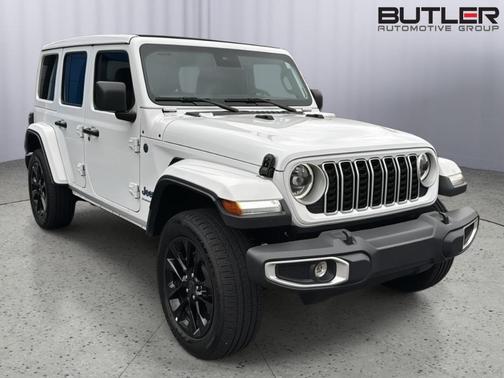 2025 Jeep Wrangler 4xe Sahara