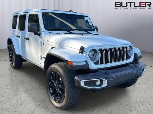 2025 Jeep Wrangler 4xe Sahara