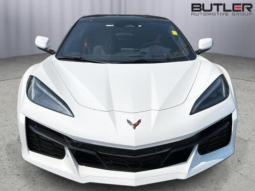 Arctic White 2024 Chevrolet Corvette Z06