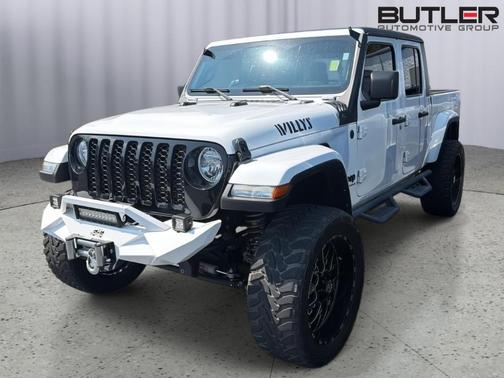 Bright White Clearcoat 2023 Jeep Gladiator Sport