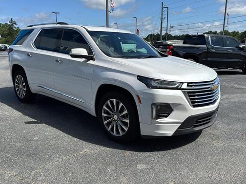 2023 Chevrolet Traverse Premier