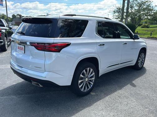 2023 Chevrolet Traverse Premier