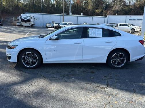 2024 Chevrolet Malibu LT