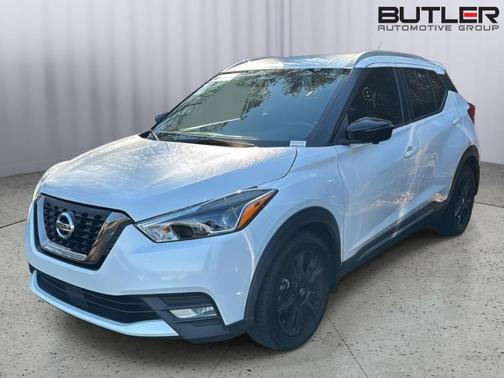 2020 Nissan Kicks SR