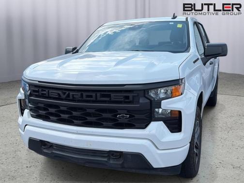 Summit White 2024 Chevrolet Silverado 1500 Custom