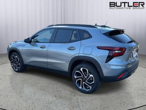 Sterling Gray Metallic 2026 Chevrolet Trax 2RS