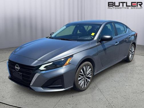 Gun Metallic 2024 Nissan Altima 2.5 SV