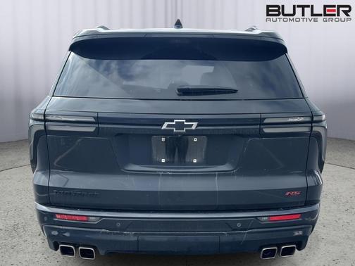 Mosaic Black Metallic 2024 Chevrolet Traverse RS