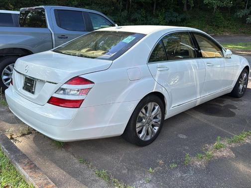 2009 Mercedes-Benz S-Class S 550