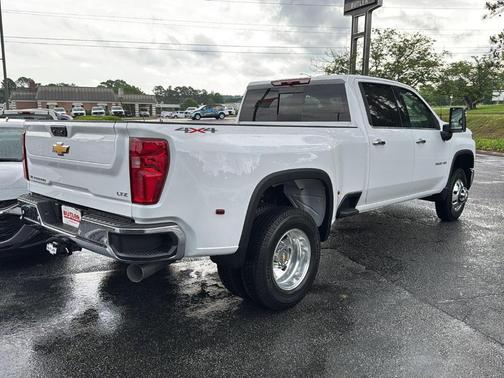 2025 Chevrolet Silverado 3500 LTZ