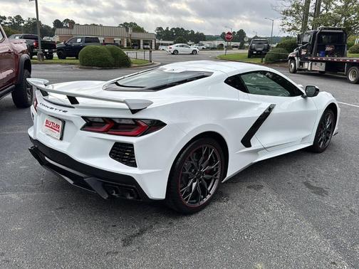 2026 Chevrolet Corvette Stingray w/2LT