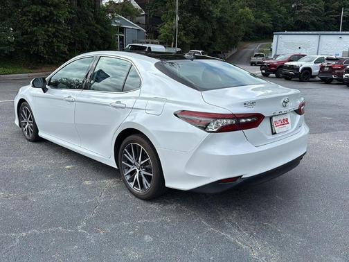 2024 Toyota Camry XLE