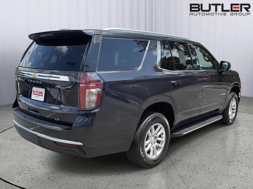 Dark Ash Metallic 2024 Chevrolet Tahoe LT