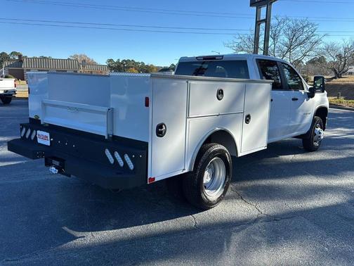 2025 Chevrolet Silverado 3500 WT