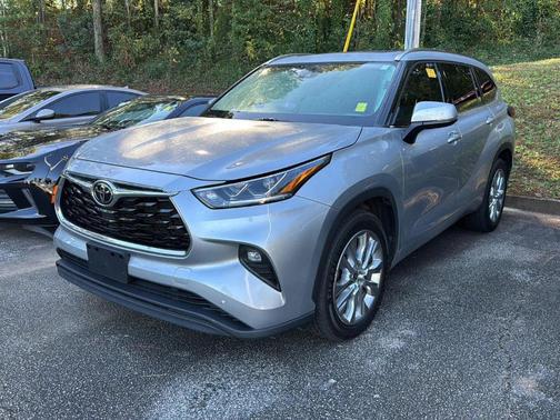 2022 Toyota Highlander Limited