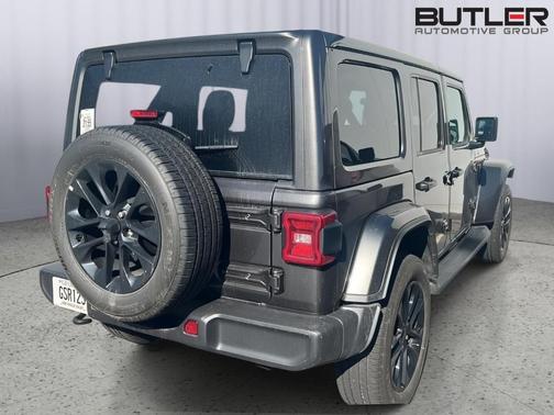 2025 Jeep Wrangler 4xe Sahara