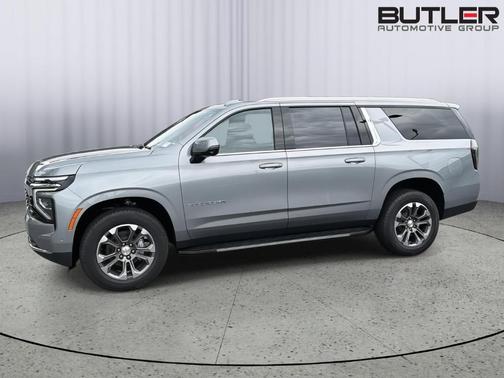 Sterling Gray Metallic 2026 Chevrolet Suburban LT