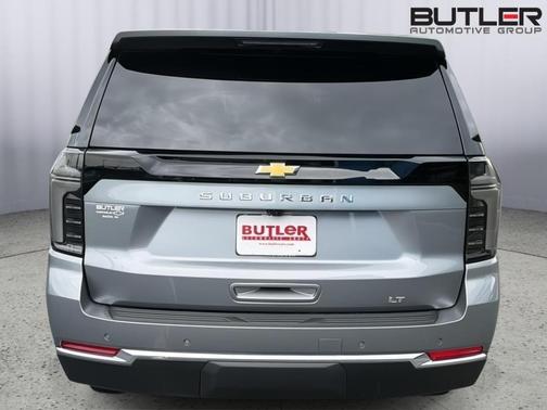 Sterling Gray Metallic 2026 Chevrolet Suburban LT