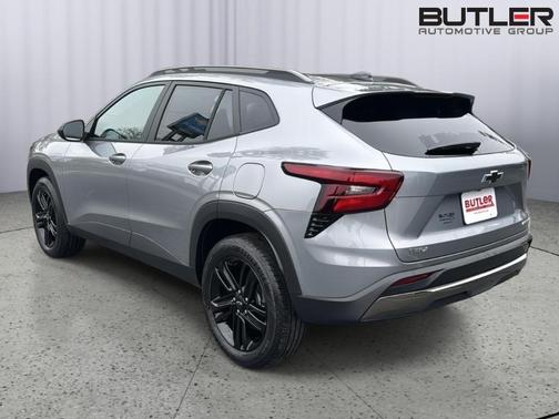 Sterling Gray Metallic 2026 Chevrolet Trax ACTIV