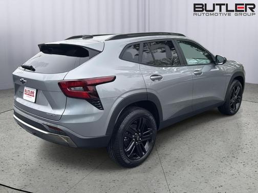 Sterling Gray Metallic 2026 Chevrolet Trax ACTIV