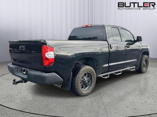 Midnight Black Metallic 2019 Toyota Tundra SR