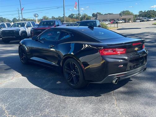 2017 Chevrolet Camaro 2LT
