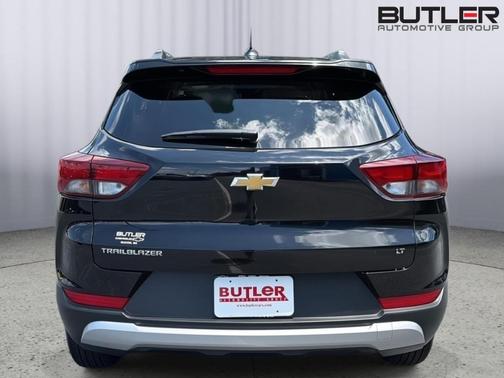 Mosaic Black Metallic 2025 Chevrolet Trailblazer LT