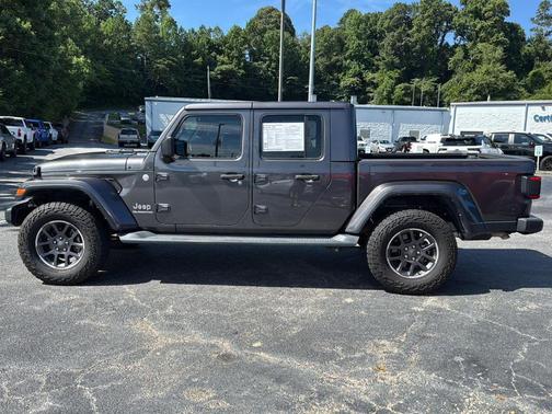 2021 Jeep Gladiator Overland