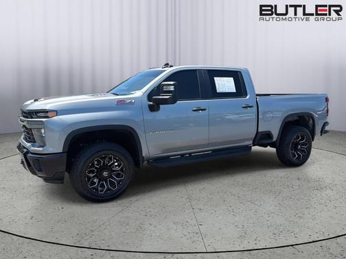 Sterling Gray Metallic 2025 Chevrolet Silverado 2500 Custom